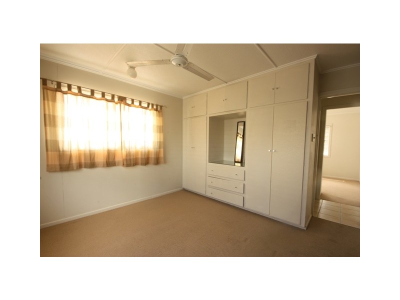 102 Mango Avenue, Eimeo QLD 4740