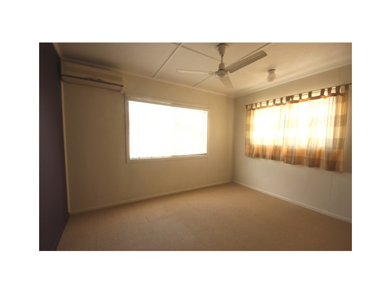 102 Mango Avenue, Eimeo QLD 4740