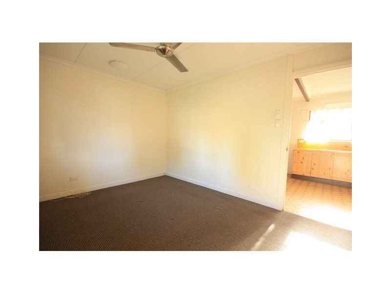 1 Houdewind Street, Eimeo QLD 4740