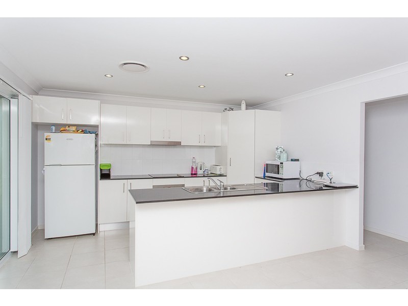 46 Phoenix Crescent, Rural View QLD 4740
