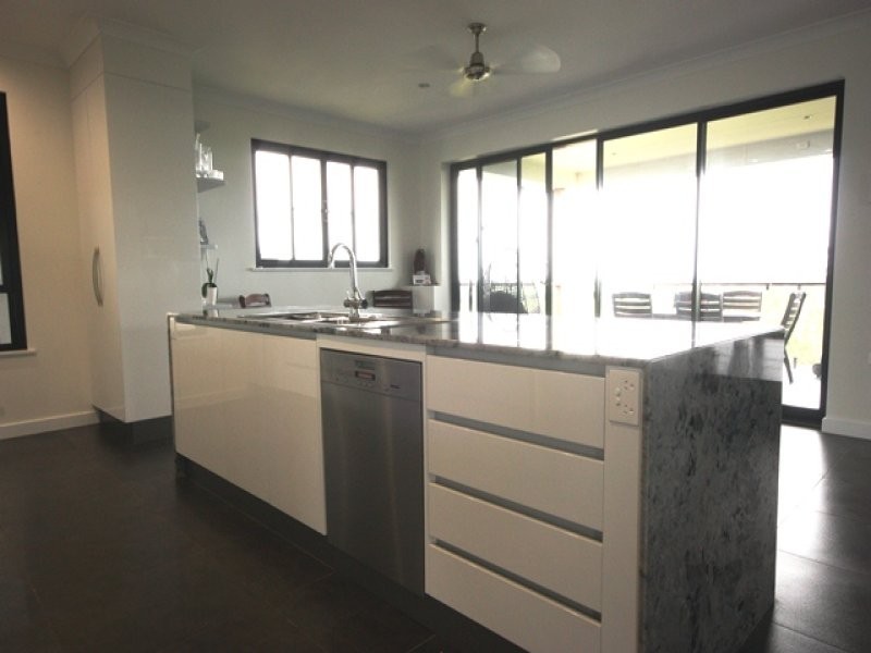 40 Shuttlewood Drive, Rural View QLD 4740