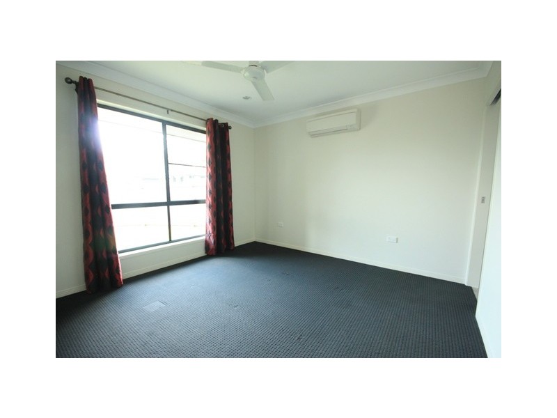 1/82 West Street, Sarina QLD 4737