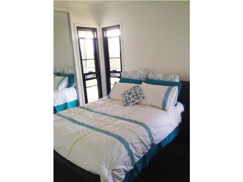 73 Cinnamon Drive, Glenella QLD 4740