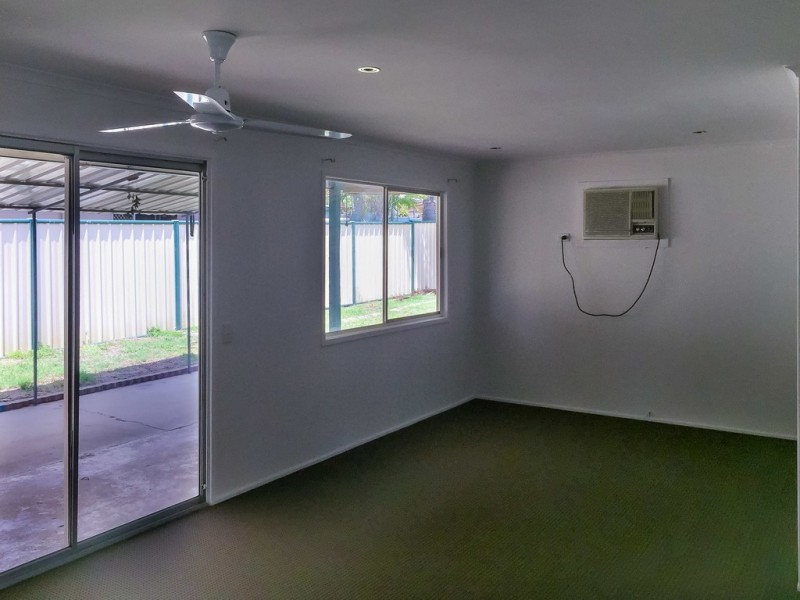 19 Mackenzie Drive, Moranbah QLD 4744