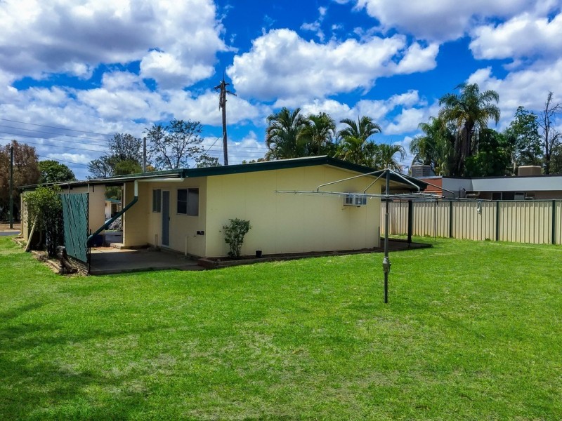 19 Mackenzie Drive, Moranbah QLD 4744