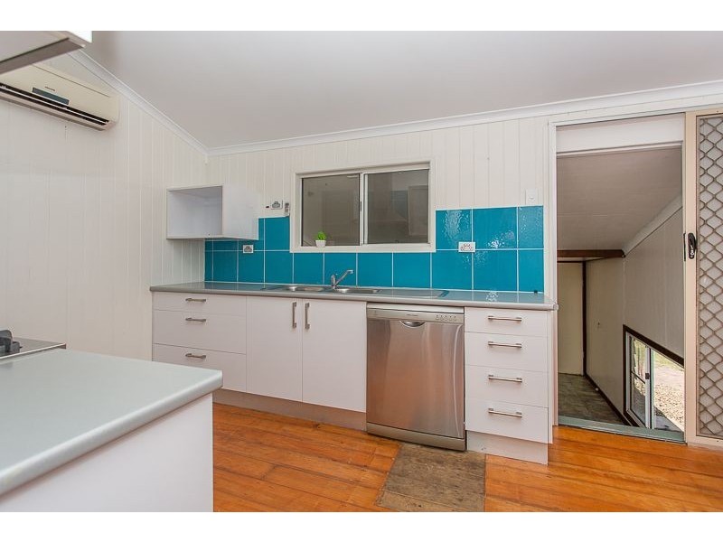 30 The Crescent, North Mackay QLD 4740
