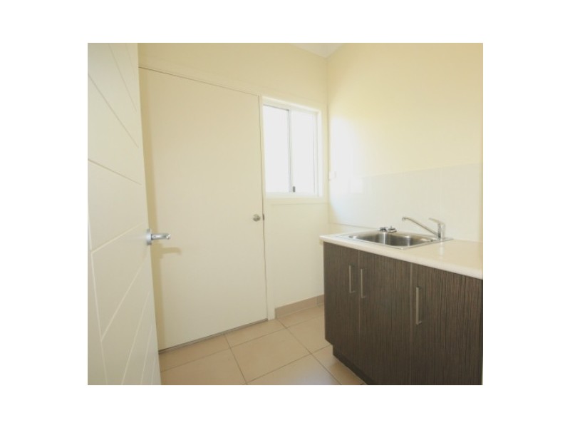 83 Village Cct, Eimeo QLD 4740