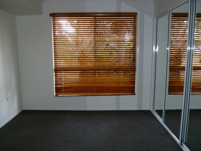 13 Hillcrest Street, Eimeo QLD 4740