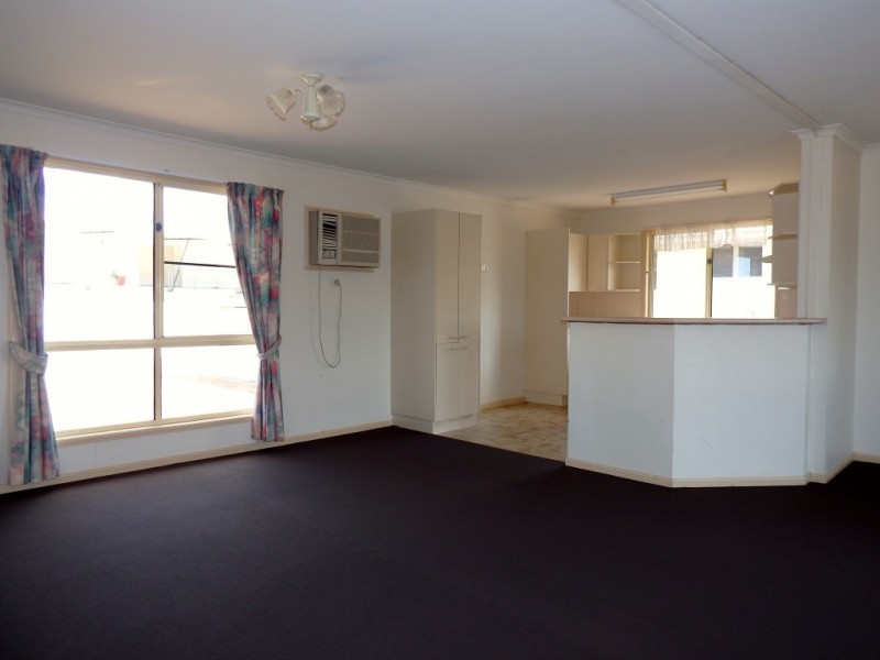31 Yeates Crescent, Dysart QLD 4745