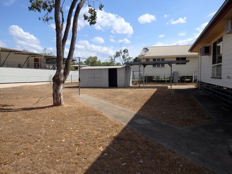 31 Yeates Crescent, Dysart QLD 4745
