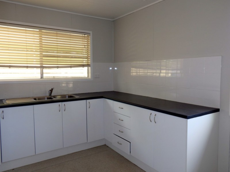40 Singleton Street, Dysart QLD 4745