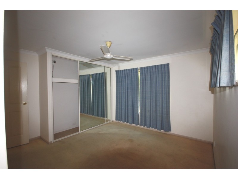 4 Caledonian Drive, Beaconsfield QLD 4740