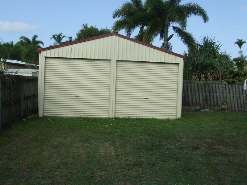 4 Caledonian Drive, Beaconsfield QLD 4740