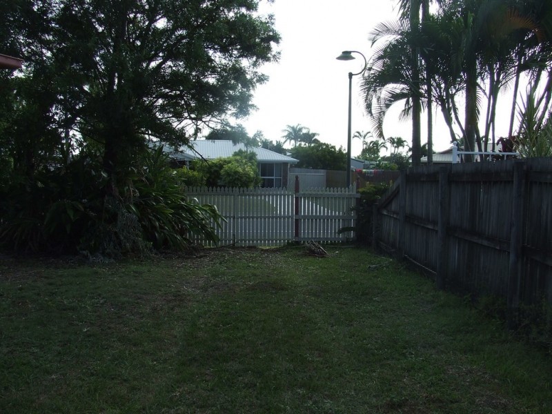 4 Caledonian Drive, Beaconsfield QLD 4740