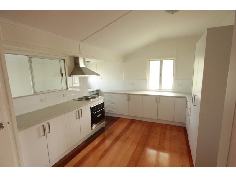 14 Martin Street, North Mackay QLD 4740
