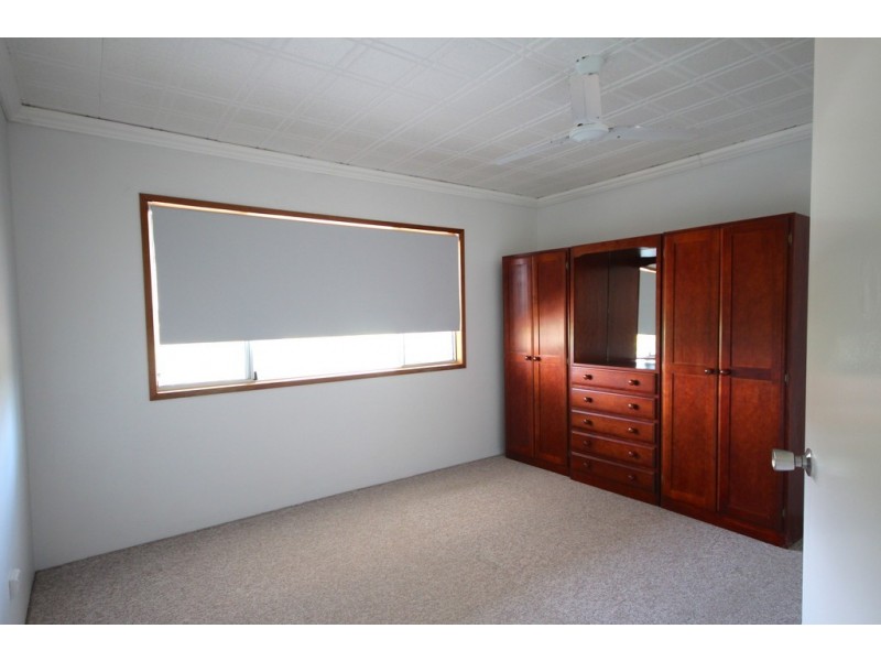 2 Sunset Drive, Sarina Beach QLD 4737