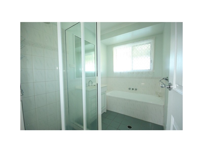 4 Perch Court, Andergrove QLD 4740