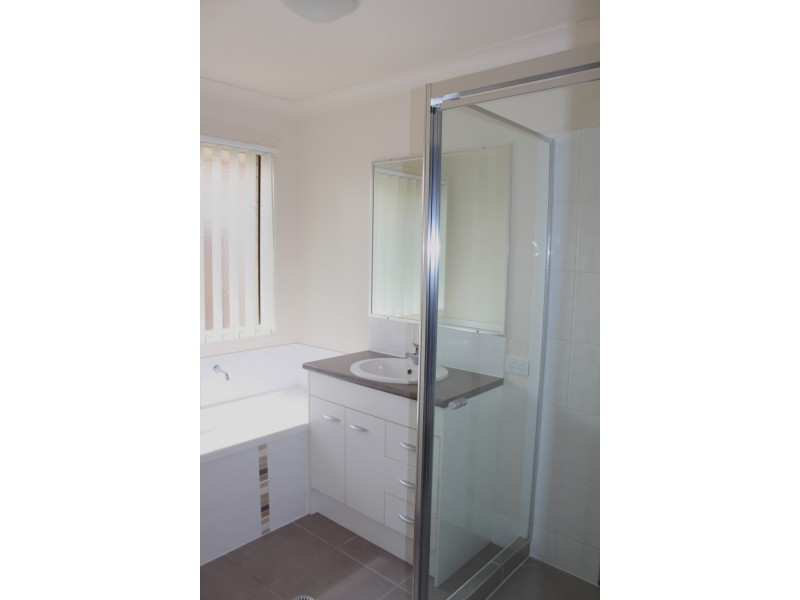 73 Scarborough Circuit, Blacks Beach QLD 4740