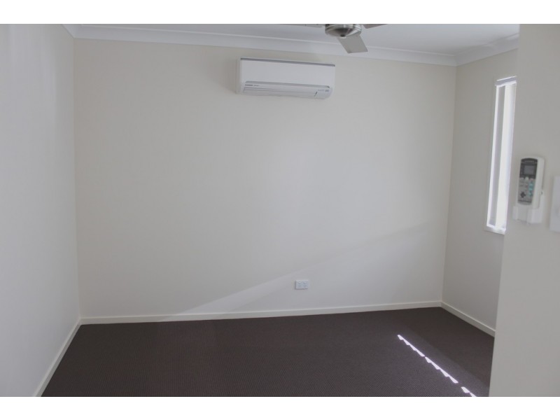 73 Scarborough Circuit, Blacks Beach QLD 4740