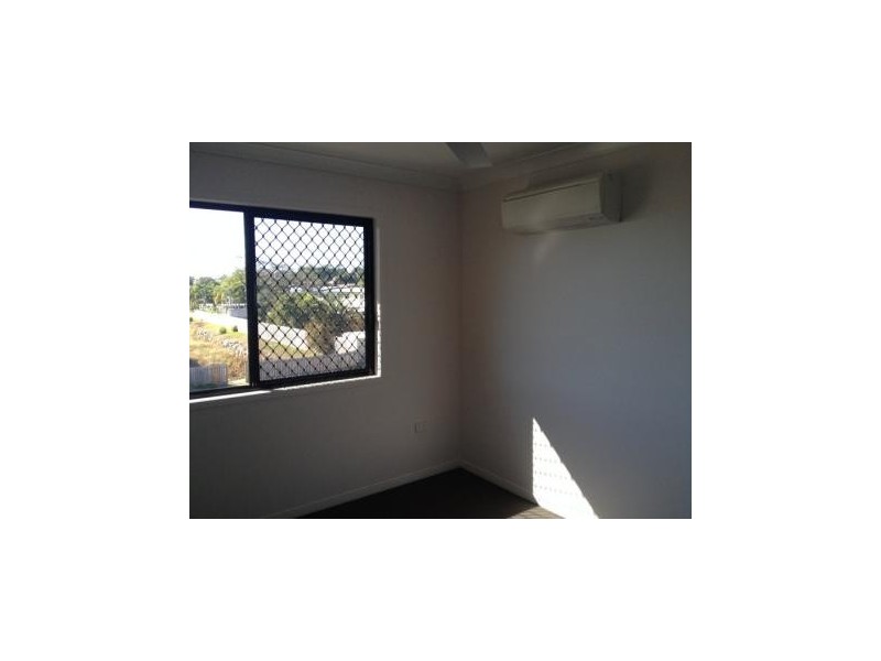 2/1 College Court, North Mackay QLD 4740