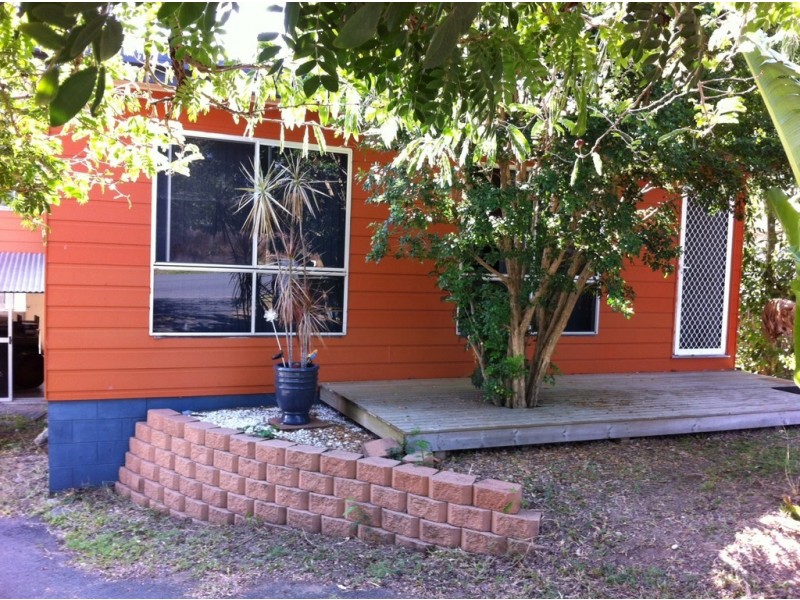 25 Cahill Crescent, Rural View QLD 4740