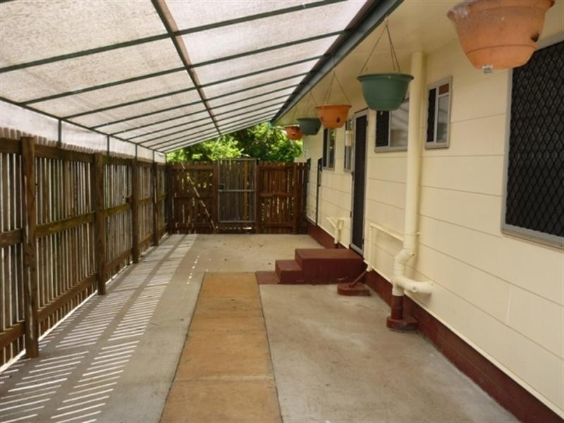 24 Mackay Street, Moranbah QLD 4744