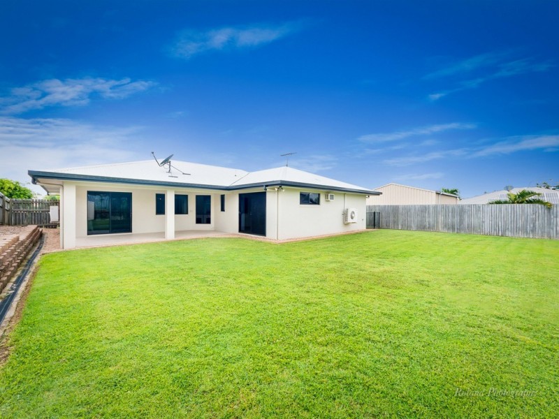 5 Mulcahy Crescent, Eimeo QLD 4740