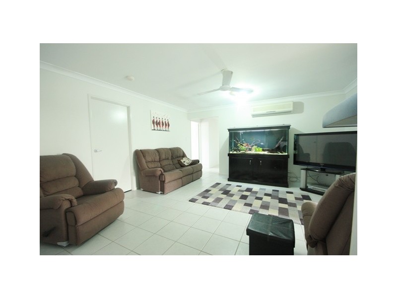 12 Botanical Drive, Ooralea QLD 4740