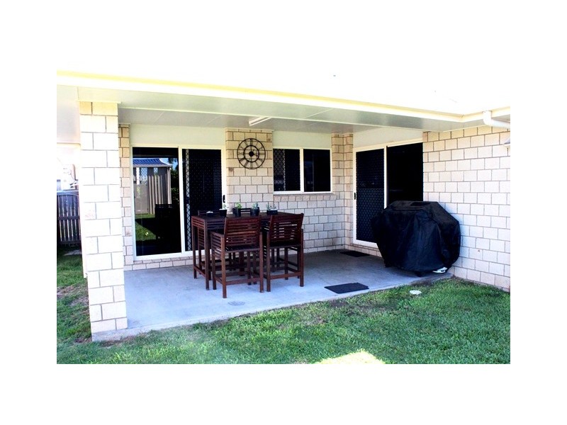 12 Botanical Drive, Ooralea QLD 4740