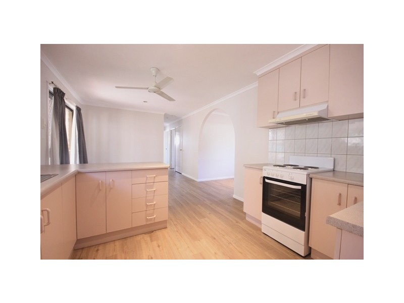 5 Monique Court, Andergrove QLD 4740