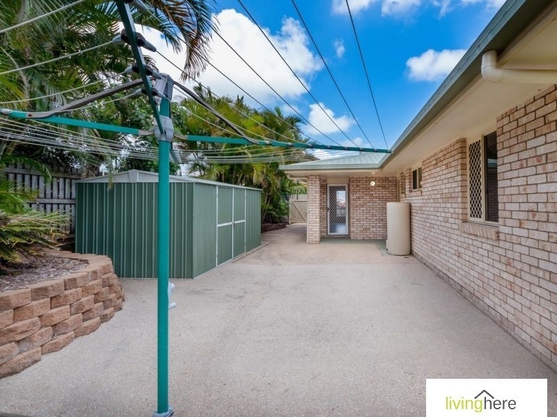 15 Theodore Crescent, Rural View QLD 4740