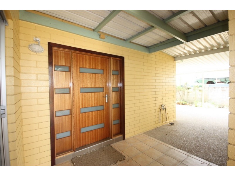 21 Coles Rd, Andergrove QLD 4740