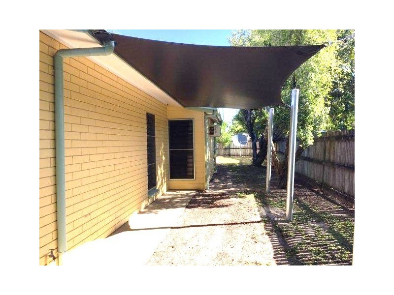 21 Coles Rd, Andergrove QLD 4740