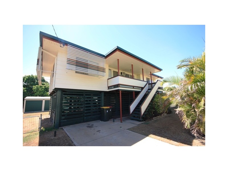 15 Shannon Drive, Moranbah QLD 4744