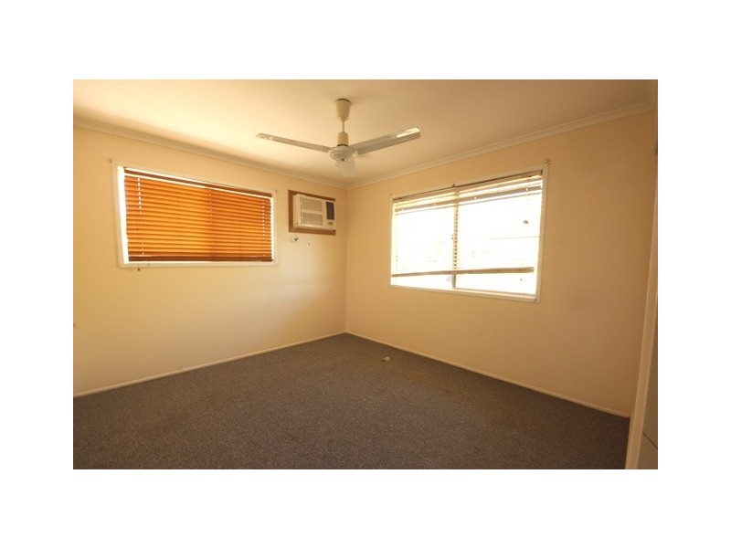 15 Shannon Drive, Moranbah QLD 4744