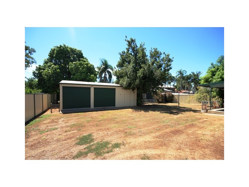 15 Shannon Drive, Moranbah QLD 4744