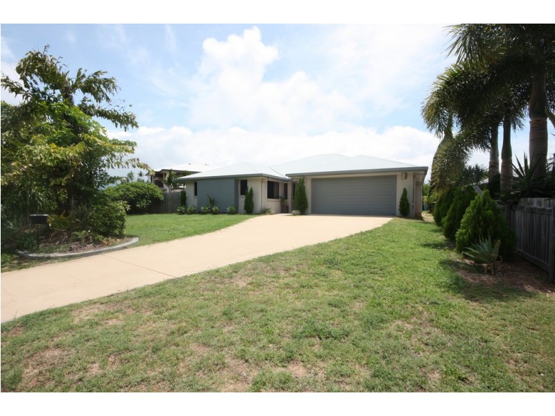 79 Pacific Drive, Blacks Beach QLD 4740