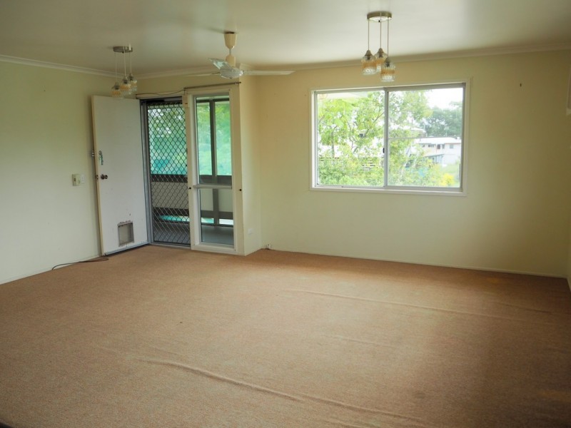 31 Donovan Crescent, Dysart QLD 4745