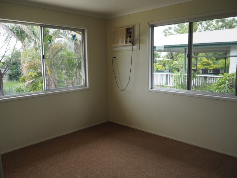 31 Donovan Crescent, Dysart QLD 4745