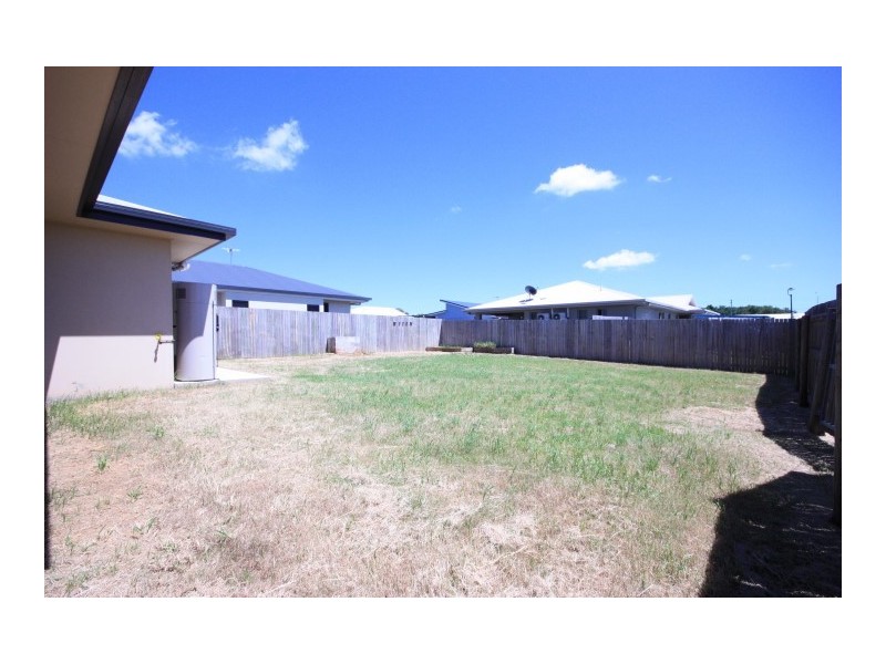 41 HASTINGS Street, Ooralea QLD 4740