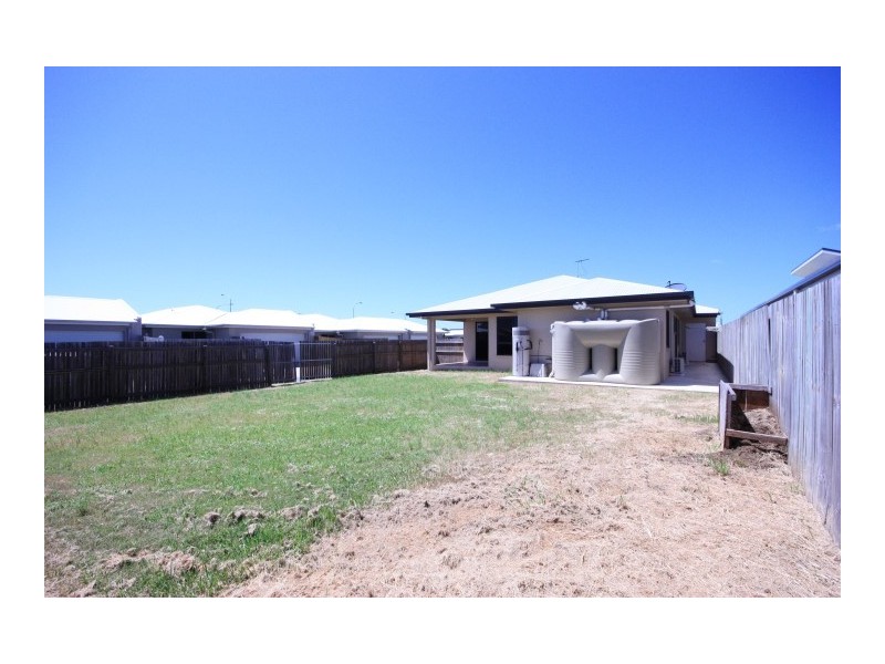 41 HASTINGS Street, Ooralea QLD 4740