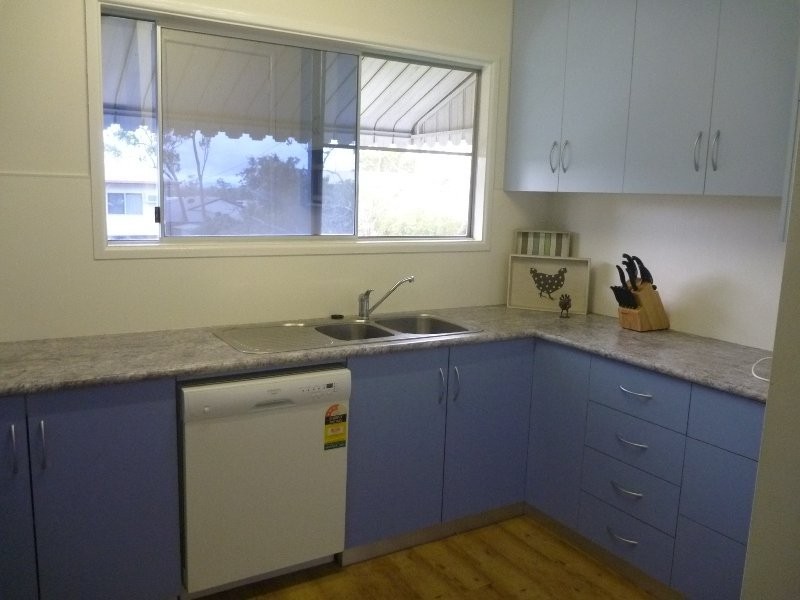 16 Cuthbert Street, Moranbah QLD 4744
