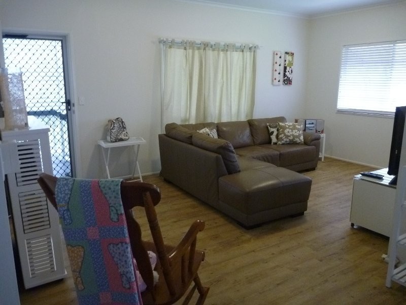 16 Cuthbert Street, Moranbah QLD 4744