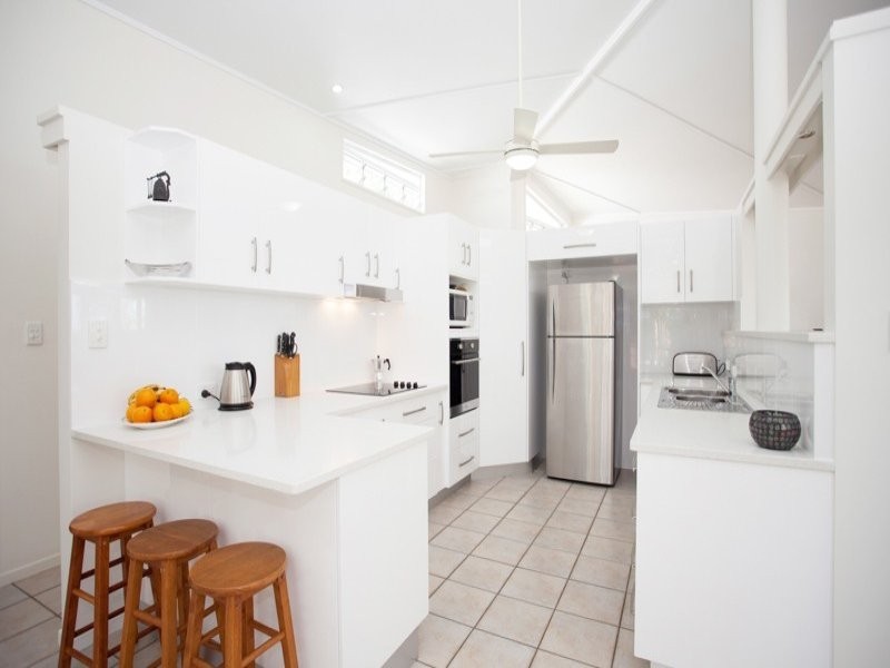 9/11 Pansy Wood Court, Mount Pleasant QLD 4740