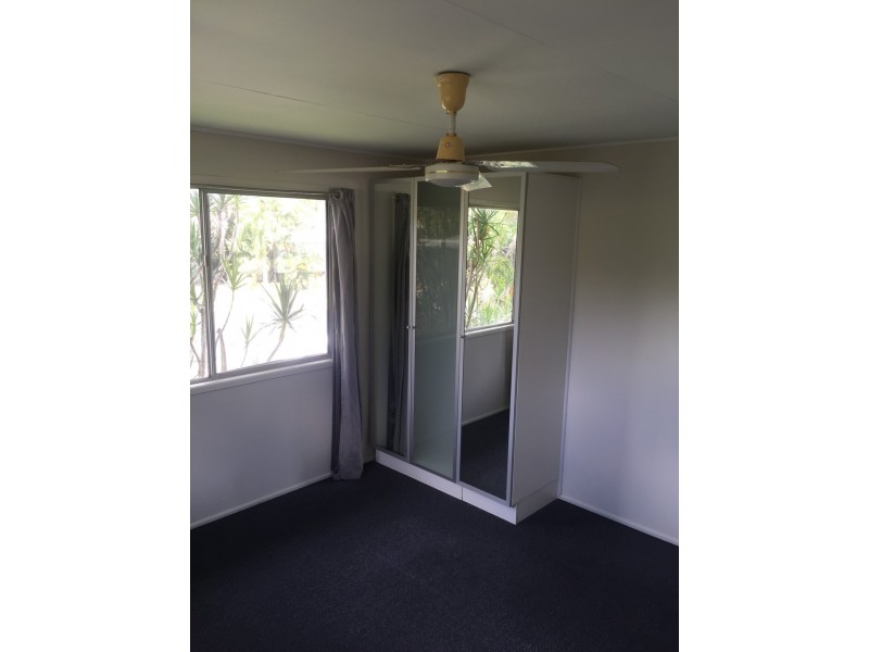 39 Flinders Dr, Moranbah QLD 4744