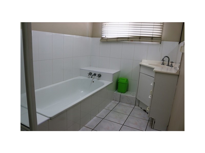 4/27 Romeo Street, Mackay QLD 4740