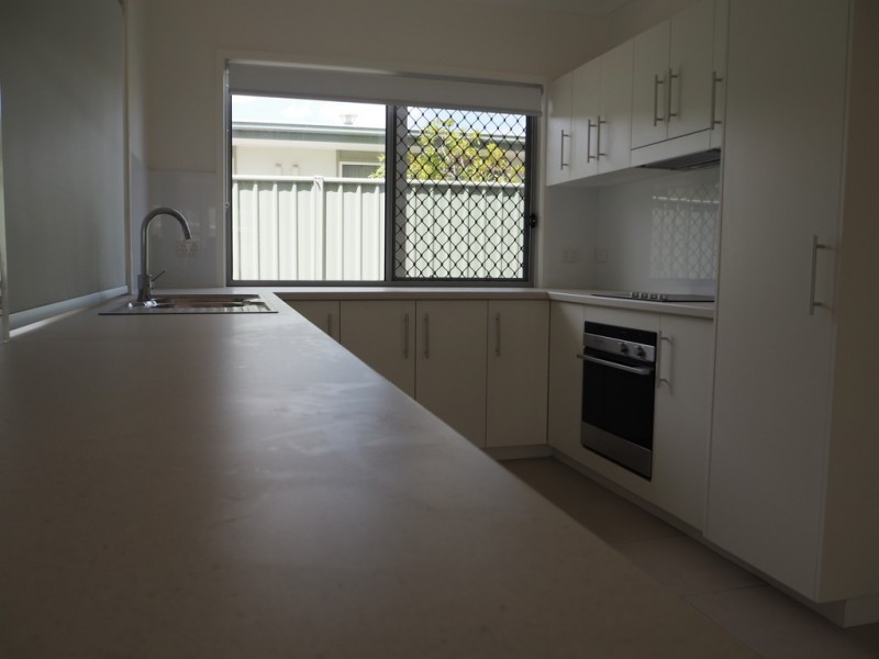 3 Matheson Ct, Middlemount QLD 4746