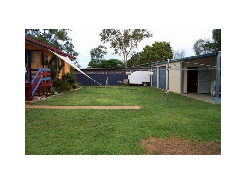 2 Gordon Terrace, Moranbah QLD 4744