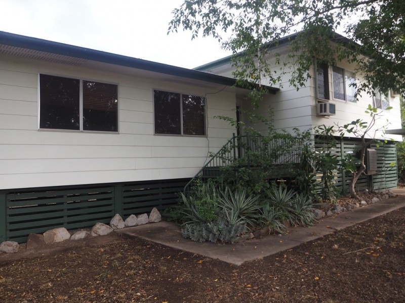 24 Macdonald Street, Dysart QLD 4745