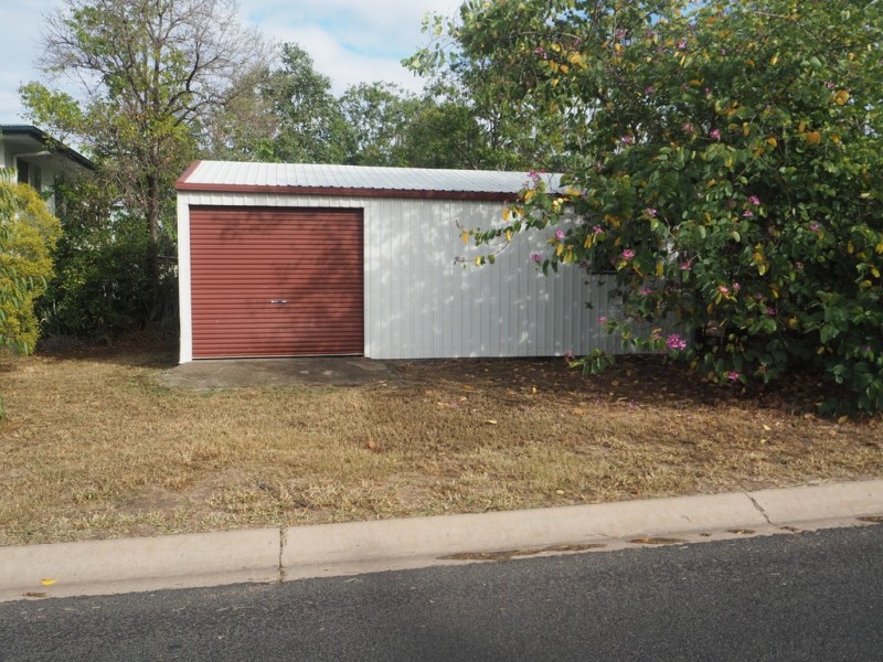 24 Macdonald Street, Dysart QLD 4745
